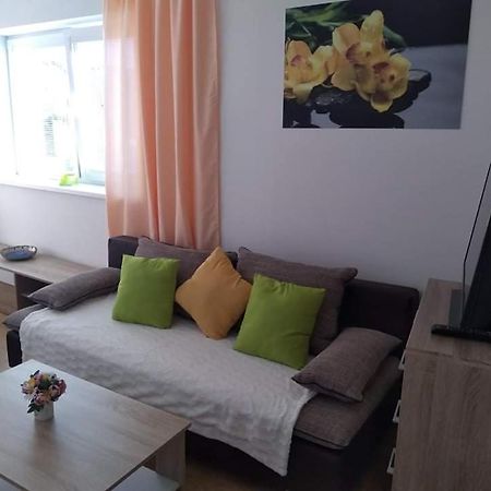 Apartman Naomi E12 Nova Lesna Exterior photo