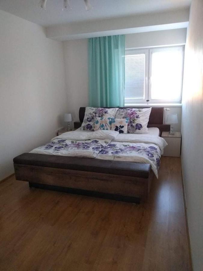 Apartman Naomi E12 Nova Lesna Exterior photo